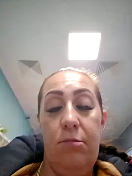 AvaLloyd online show from 02/26/25, 03:52