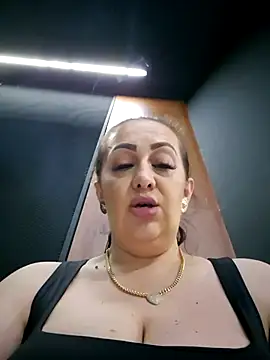 AvaLloyd online show from 03/05/25, 03:29