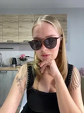 Little Forest ELF online show from 03/18/25, 06:03