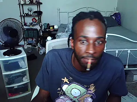 Snapshot of razzynolight chatting on 06/29/26, 06:52 razzynolight online show from 06/29/26, 06:52