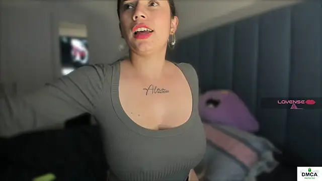Snapshot of _Susiee_ chatting on 01/11/25, 02:30 Susiee online show from 01/11/25, 02:30