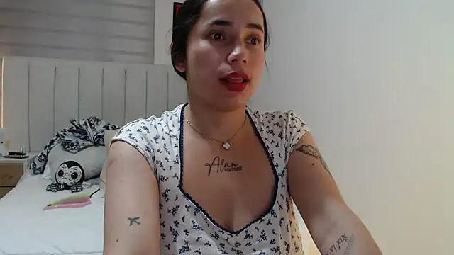 Snapshot of _Susiee_ chatting on 07/22/26, 06:11 Susiee online show from 07/22/26, 06:11