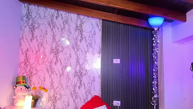 chloe blue online show from 03/22/25, 02:25