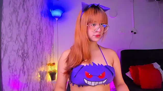 chloe blue online show from 11/22/25, 11:20