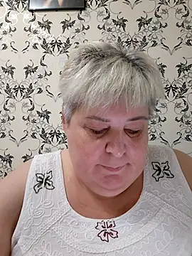 Baunti5555 online show from 10/29/25, 08:38