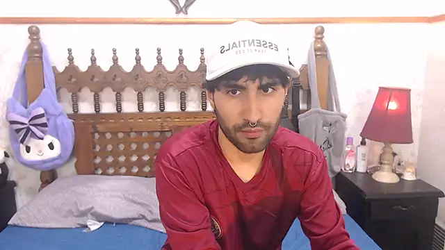 MilanZaire online show from 03/23/25, 01:20