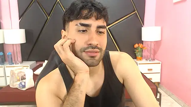 MilanZaire online show from 10/02/25, 12:17