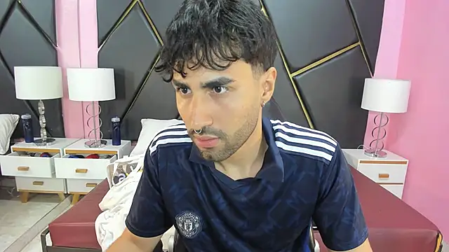 MilanZaire online show from 11/19/25, 11:05