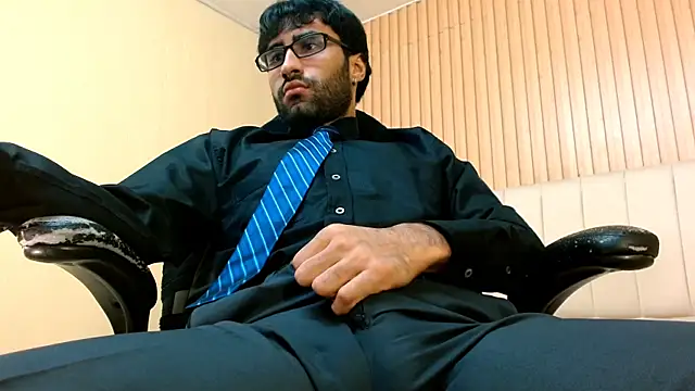 MilanZaire online show from 01/10/26, 11:09