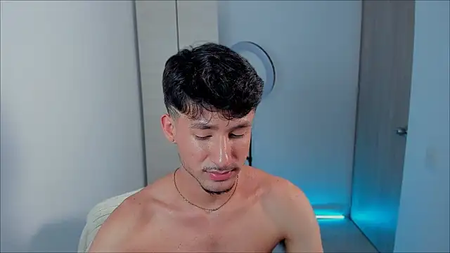 dimitri targaryen online show from 12/17/24, 07:40