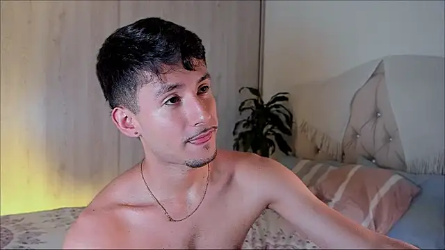 dimitri targaryen online show from 09/10/25, 02:33