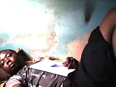 Snapshot of little__joy chatting on 03/10/25, 02:05 little  joy online show from 03/10/25, 02:05