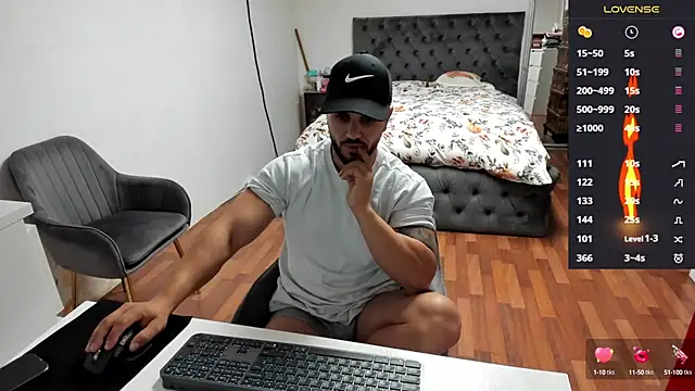 supermanboy94 online show from 09/25/25, 05:44