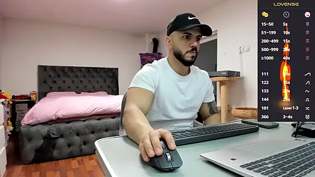 supermanboy94 online show from 03/02/26, 07:15