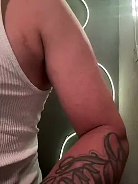 Snapshot of treb818 chatting on 02/08/26, 10:24 treb818 online show from 02/08/26, 10:24