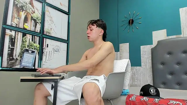 Rhaegal hot online show from 12/11/24, 09:45