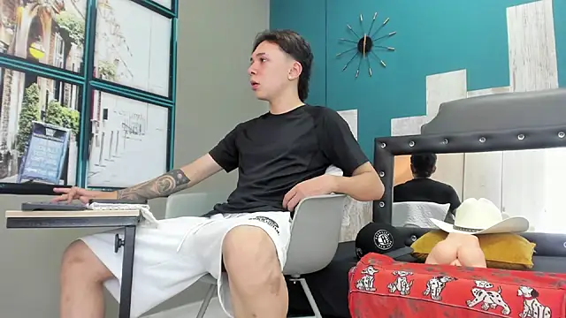 Rhaegal hot online show from 12/14/24, 03:36