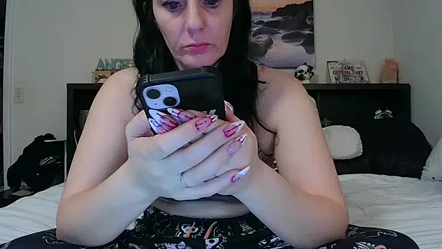 CrystalLakeXO online show from 10/07/25, 07:16