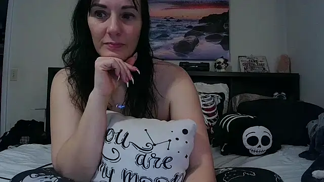 CrystalLakeXO online show from 10/12/25, 06:23