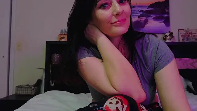 CrystalLakeXO online show from 11/20/25, 07:08