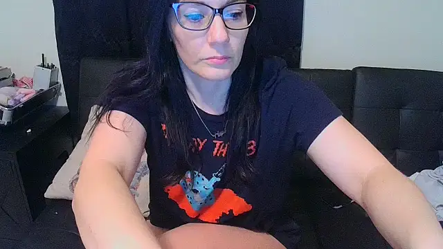 CrystalLakeXO online show from 03/18/26, 06:05