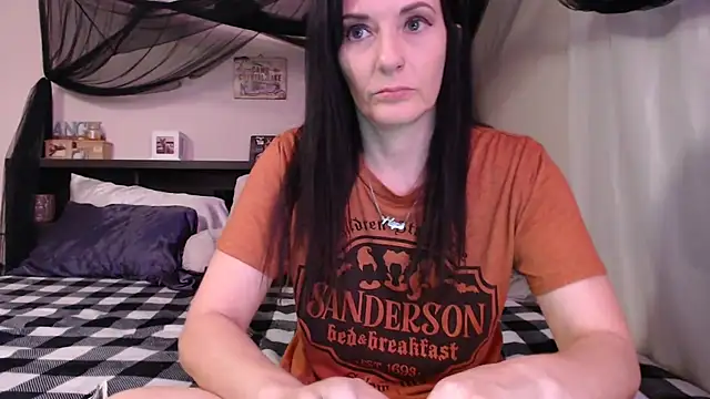 CrystalLakeXO online show from 07/12/26, 09:22