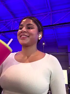 SaraParisi online show from 09/08/25, 04:50