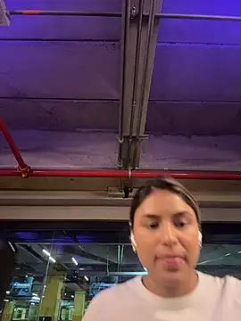 SaraParisi online show from 11/05/25, 04:18