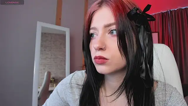 arielabradberry online show from 12/12/24, 11:40