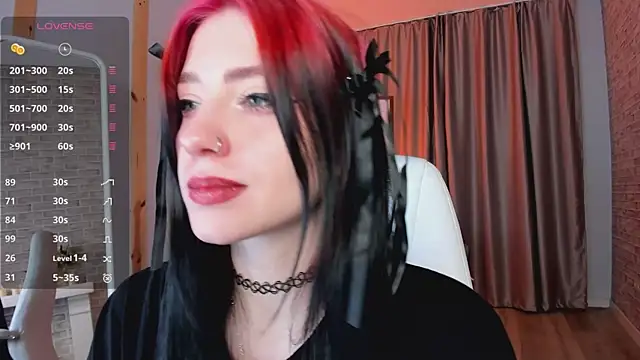 arielabradberry online show from 12/30/24, 02:40