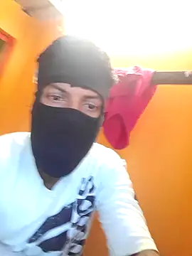 model yesx online show from 12/10/24, 06:44