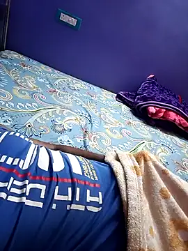 model yesx online show from 11/15/25, 05:09