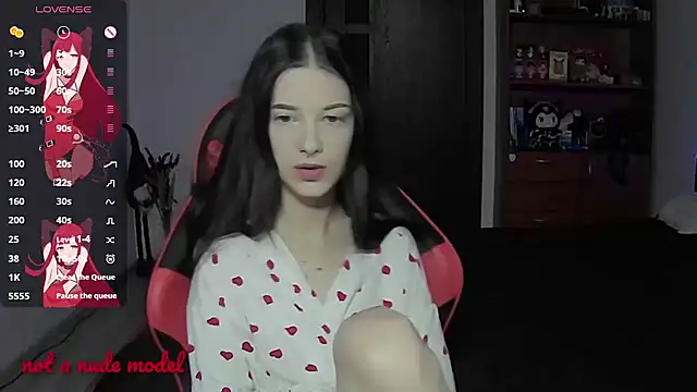 Snapshot of Miya_Dream_UKR chatting on 02/13/26, 10:39 Miya Dream UKR online show from 02/13/26, 10:39