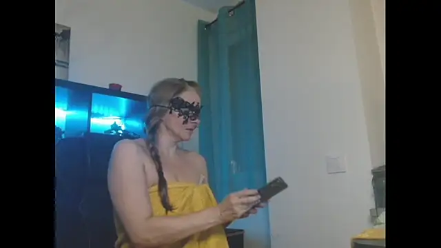 hadaazul99 online show from 03/18/25, 03:10