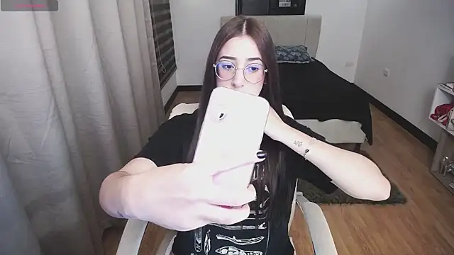 Imkitty-Horny online show from 09/12/25, 02:55