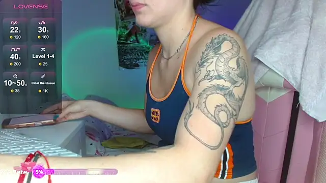 sexy valentina1 online show from 12/18/25, 01:11