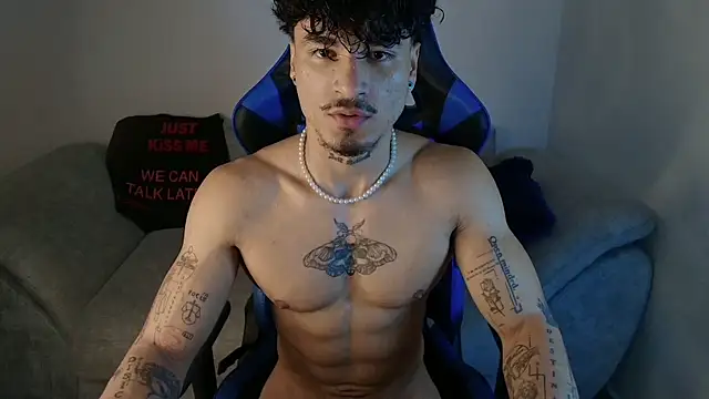 Snapshot of Thomas_Fit1 chatting on 07/20/26, 12:07 Thomas Fit1 online show from 07/20/26, 12:07