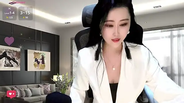 W-E-N-123 online show from 12/21/24, 05:58