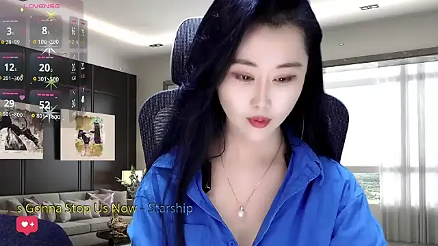 W-E-N-123 online show from 10/22/25, 12:22