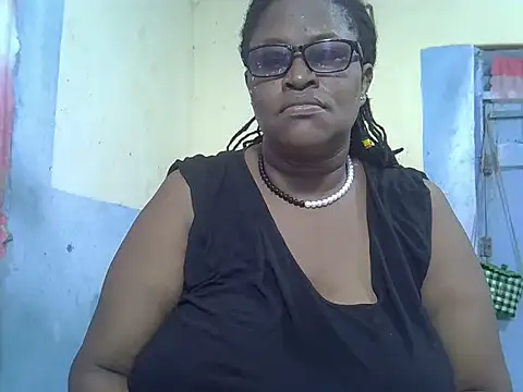 sexy bigboobss online show from 10/28/25, 09:13