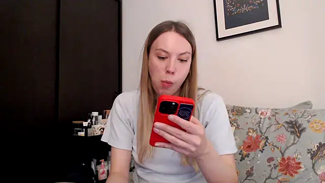 Snapshot of Scarlettford chatting on 03/29/26, 05:24 Scarlettford online show from 03/29/26, 05:24