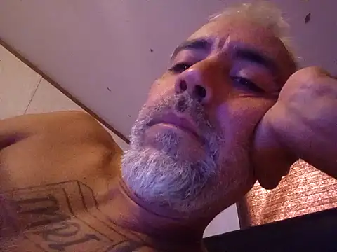 Xoc8  online show from 12/05/24, 09:39