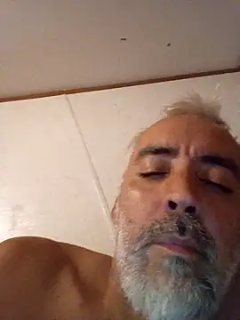 Xoc8  online show from 12/15/24, 05:13