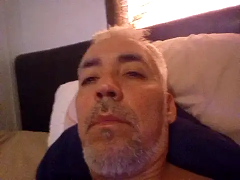 Xoc8  online show from 02/01/25, 07:55