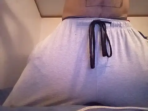 Xoc8  online show from 02/17/25, 04:59