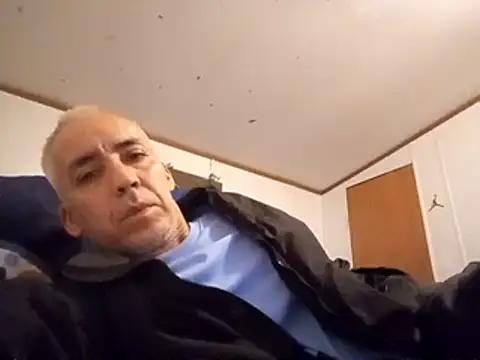 Xoc8  online show from 03/07/25, 08:13