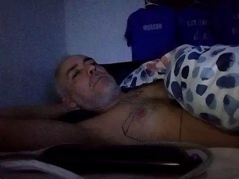 Xoc8  online show from 03/17/25, 05:12