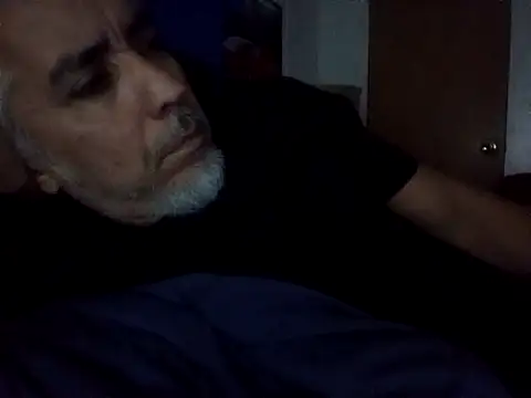 Xoc8  online show from 09/19/25, 01:07