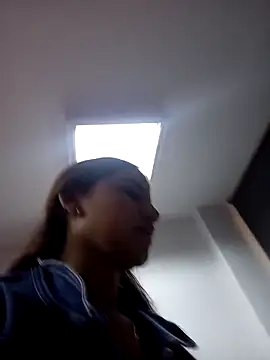 AnthonelaDuque online show from 12/18/25, 11:38