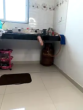 Snapshot of Selina_6 chatting on 01/26/25, 06:28 Selina 6 online show from 01/26/25, 06:28